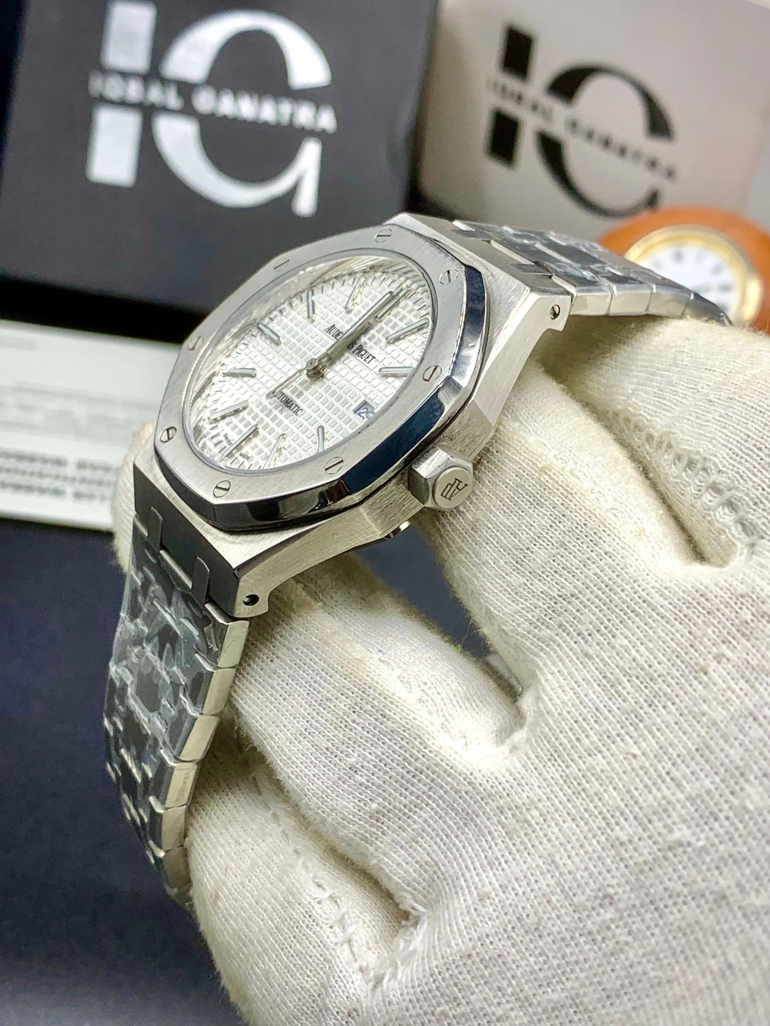 AP | Automatic | Silver White - Image 5