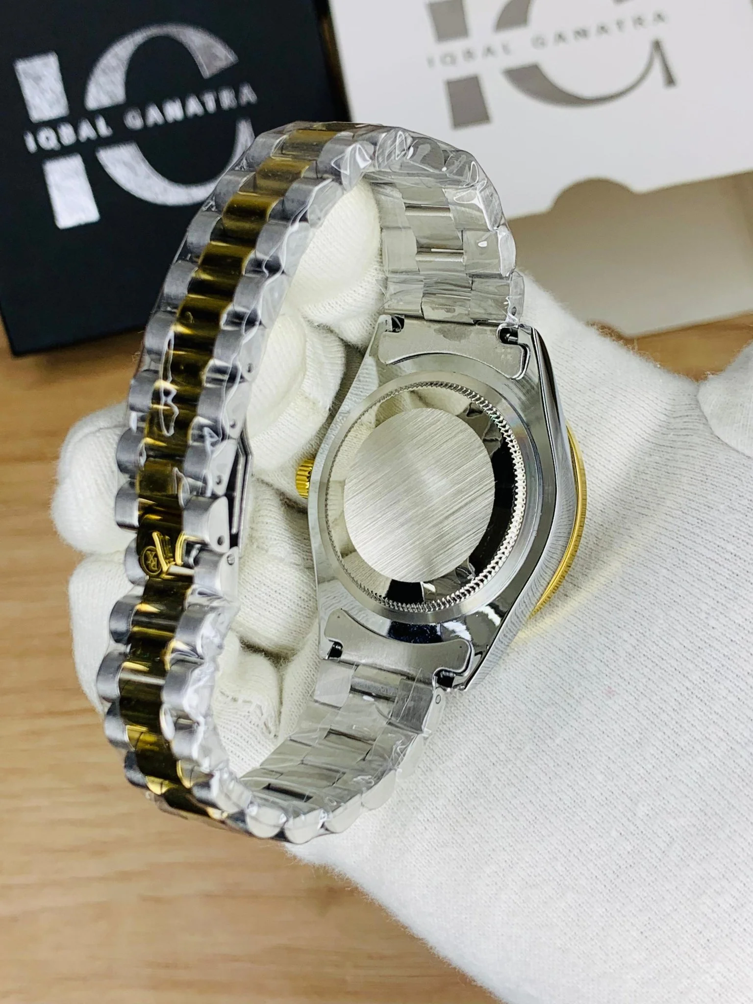 Arabic Diamond Edition (Two Tone White) - Image 4