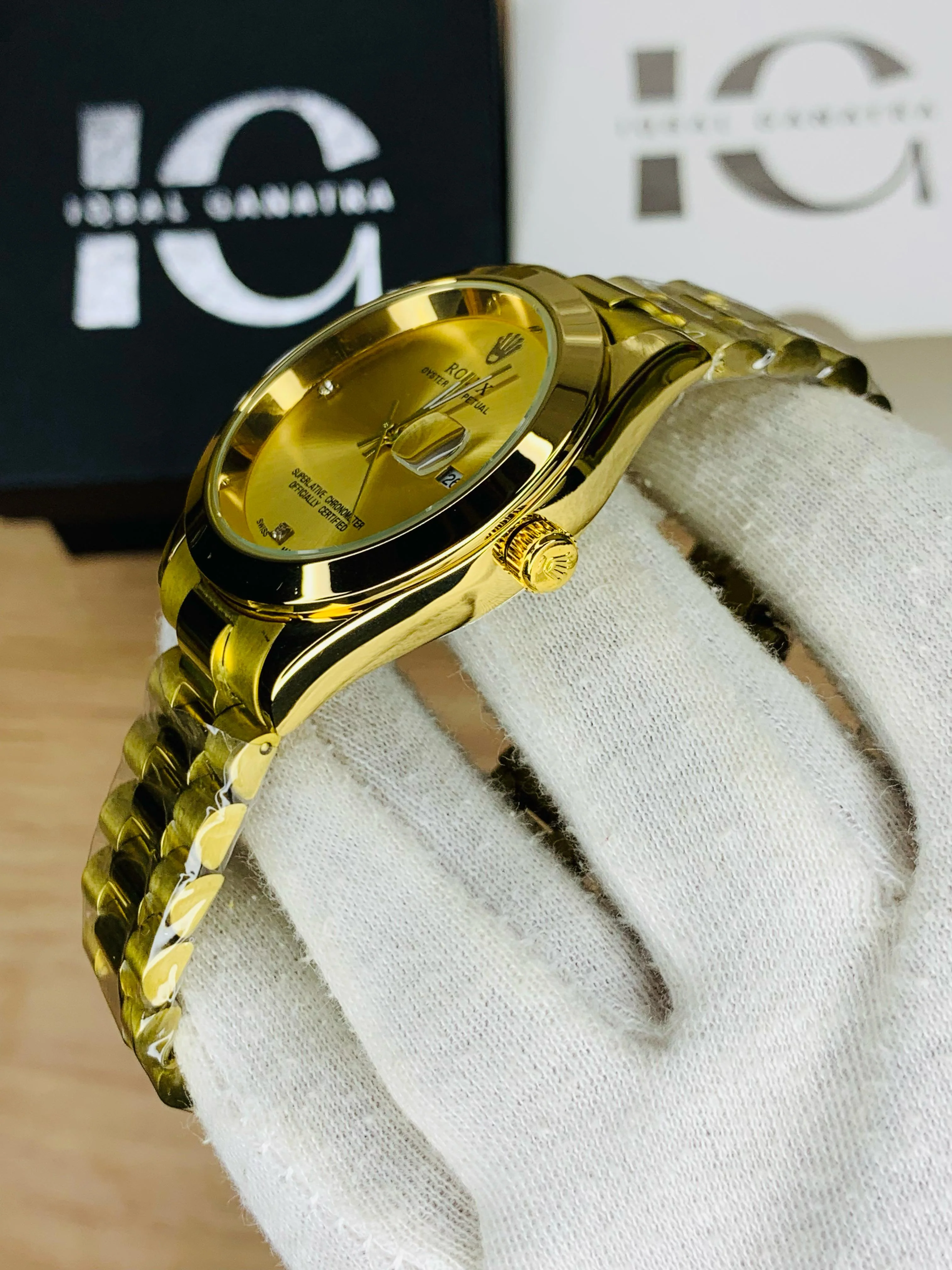 Branded Oyster Model (Full Gold) - Image 3