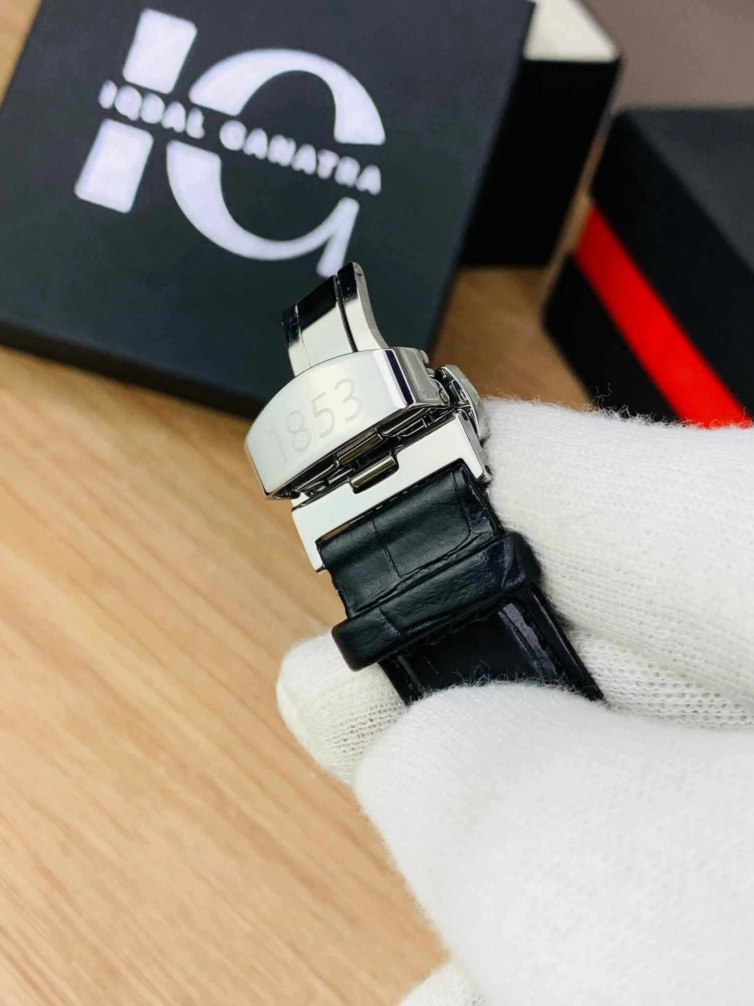 Branded Chronograph working Watch (White Dial Black Strap) - Image 6