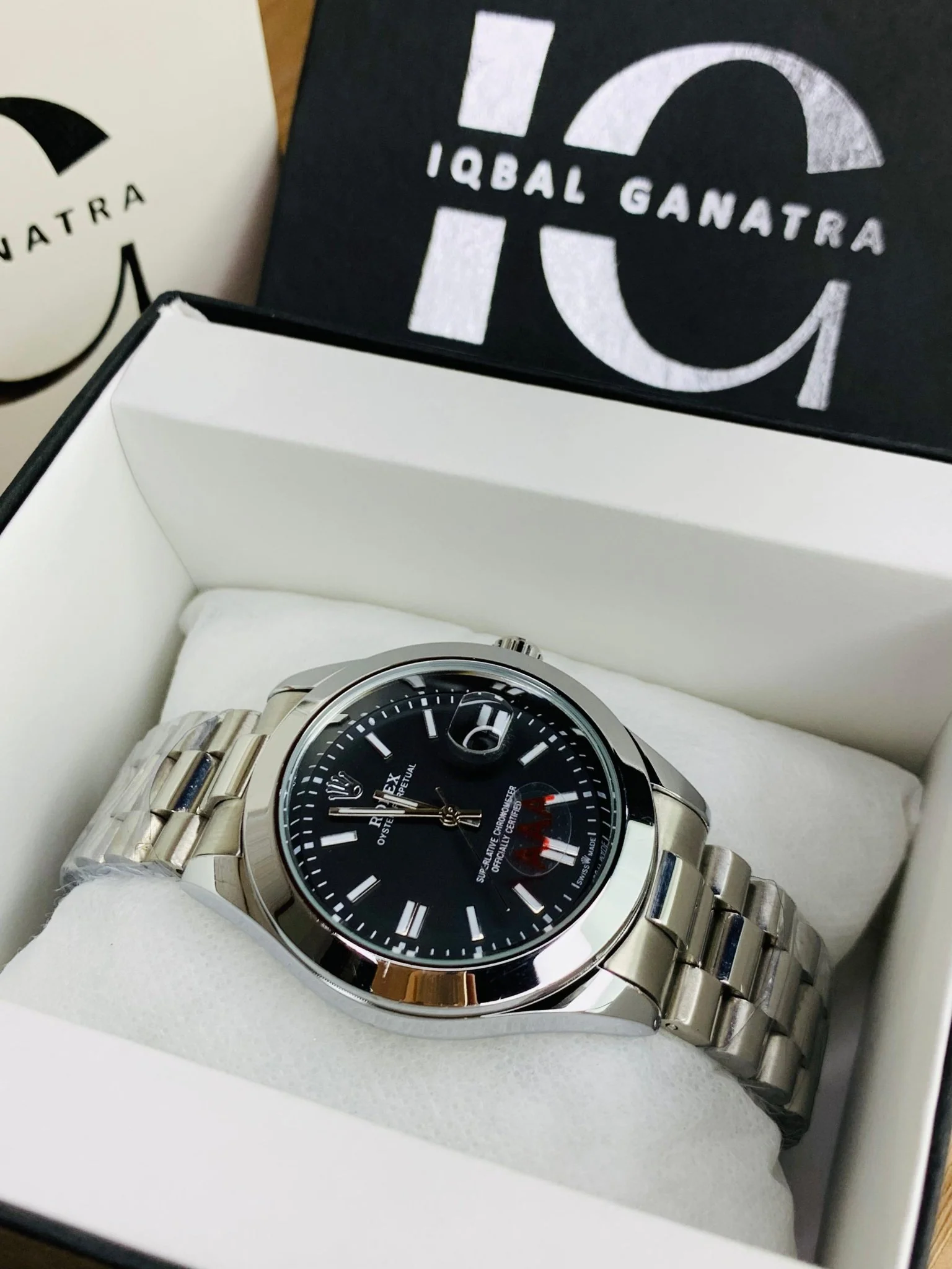 Classic Plain Case (Silver Black)