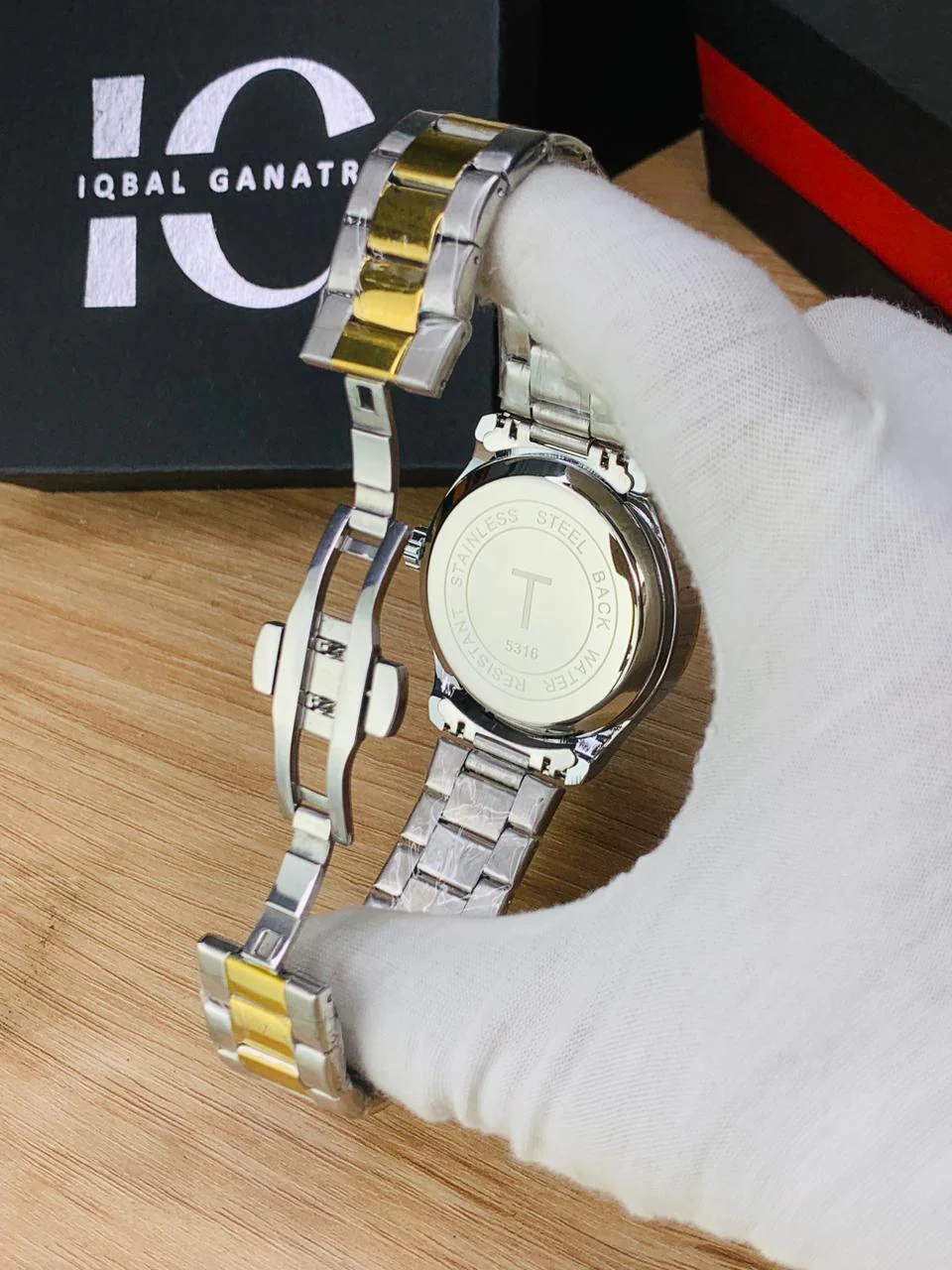 Classy Signature Model | Two Tone White - Image 5