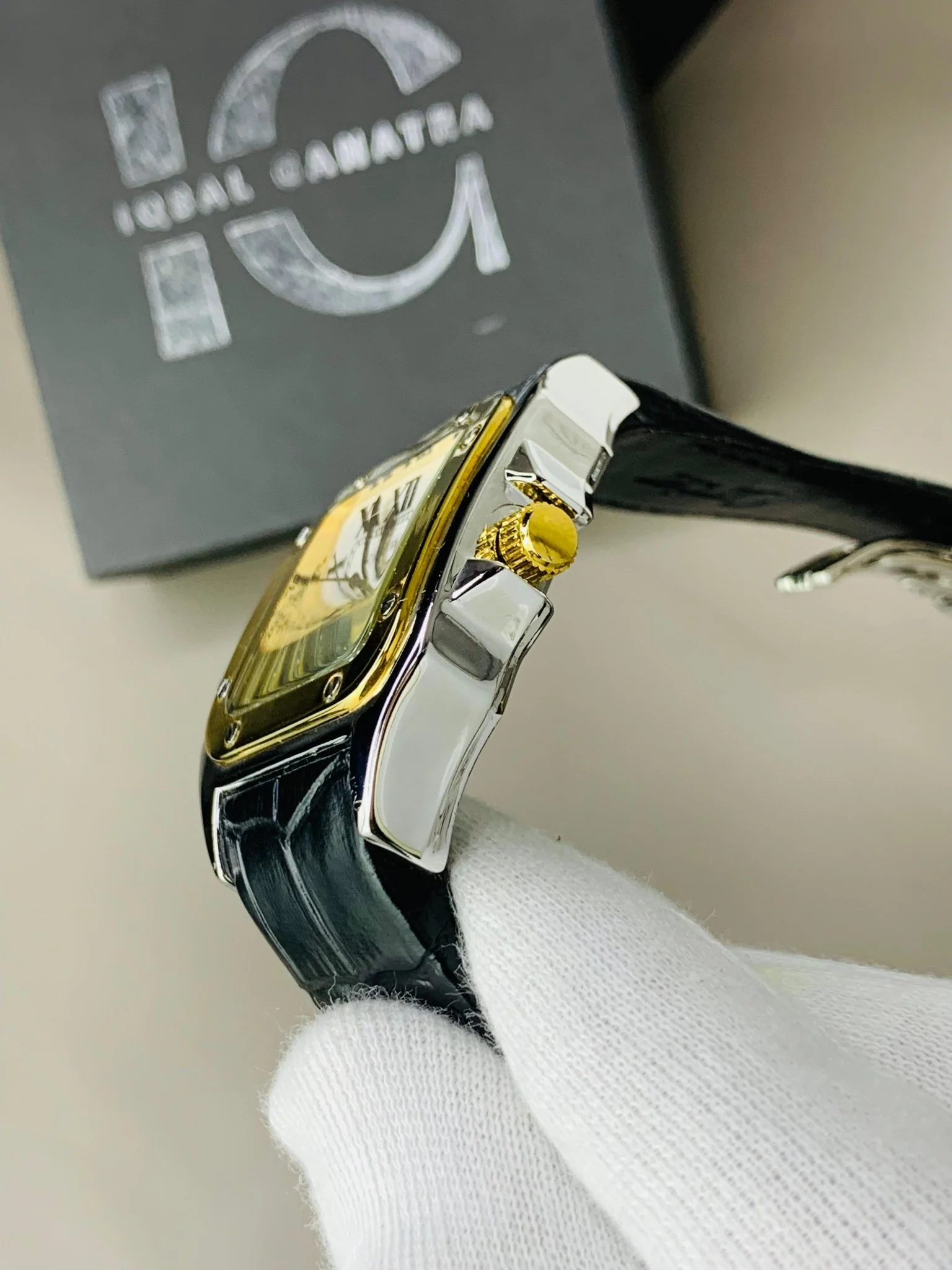 Crtr Luxury (Black Strap Gold Case Inner White) - Image 3