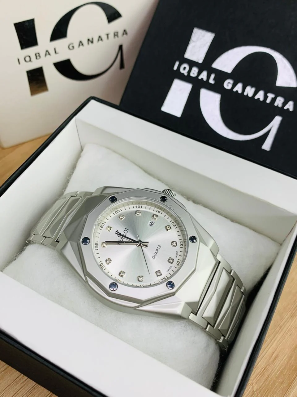 Diamond Cut | Stone Model | White