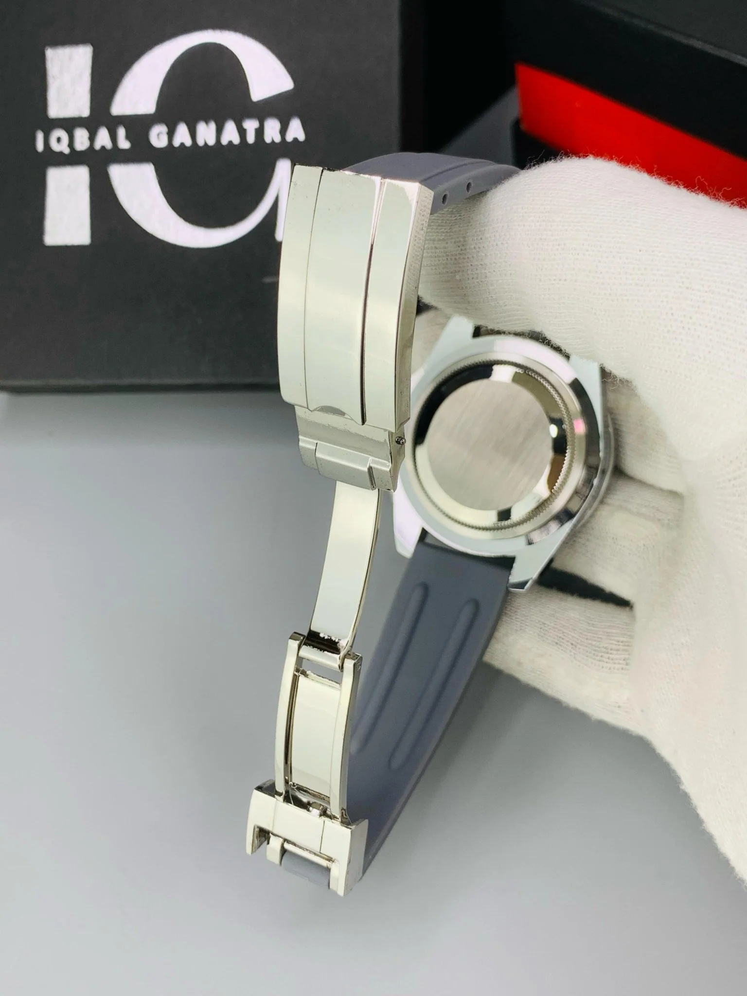 Gmt Strap Grey| Bruce Wayne - Image 5