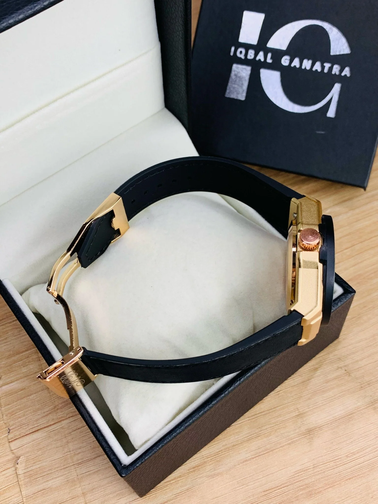 HB Branded Model (Black Strap Copper Case Inner Black) - Image 3
