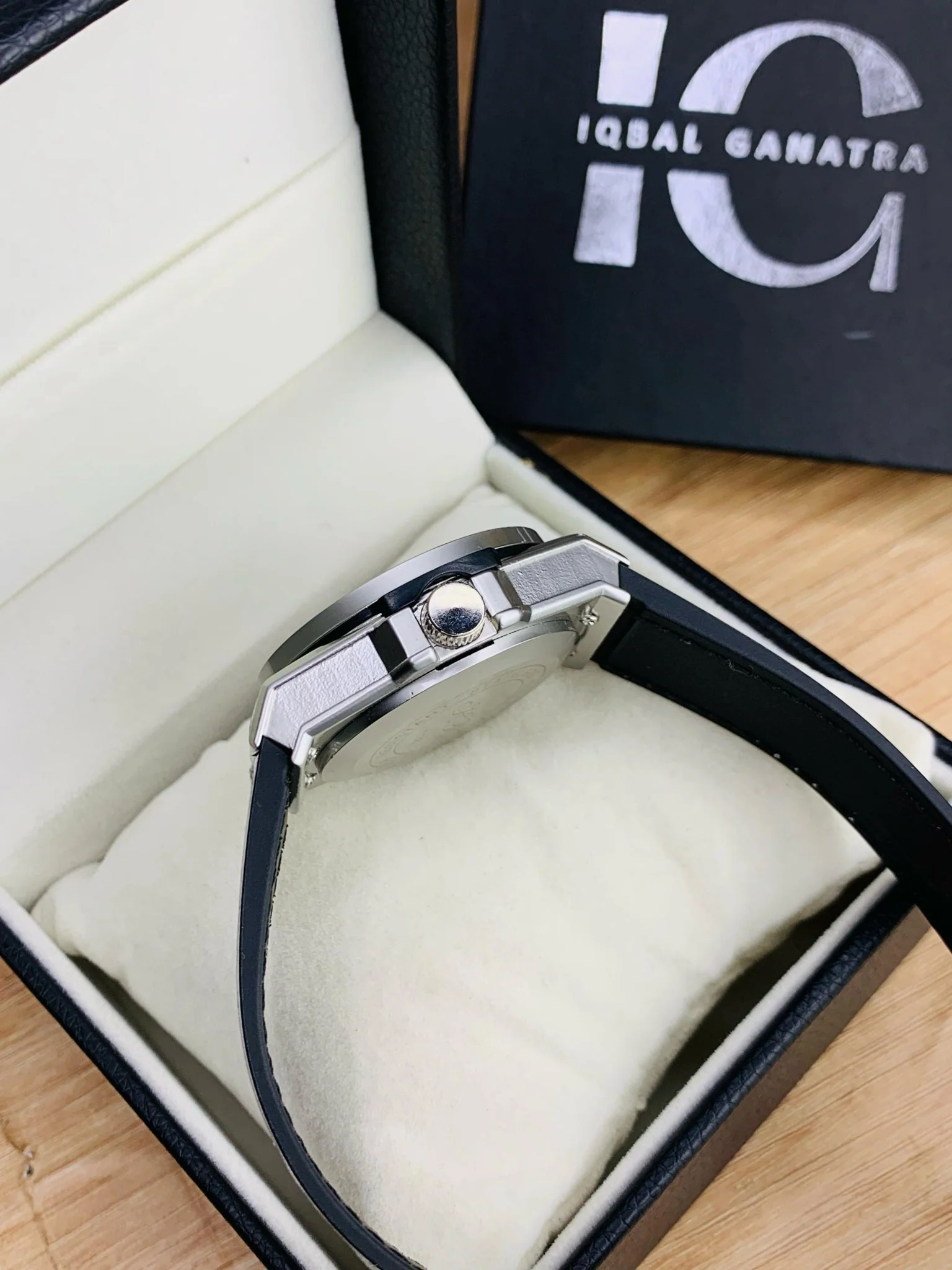 HB Branded Model (Black Strap Silver Case Inner Black) - Image 3