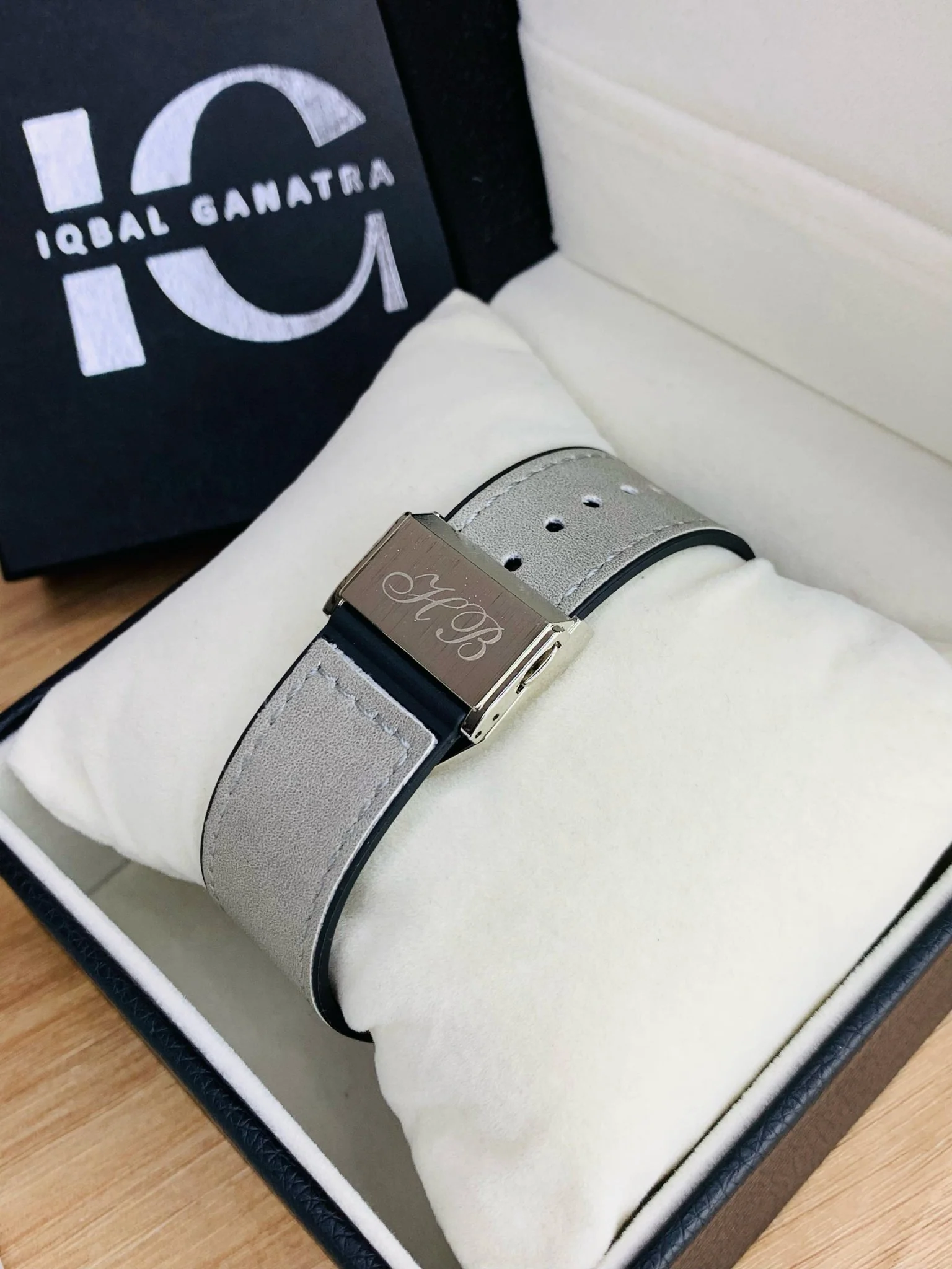 HB Branded Model (Grey Strap Silver Case Inner Grey) - Image 3