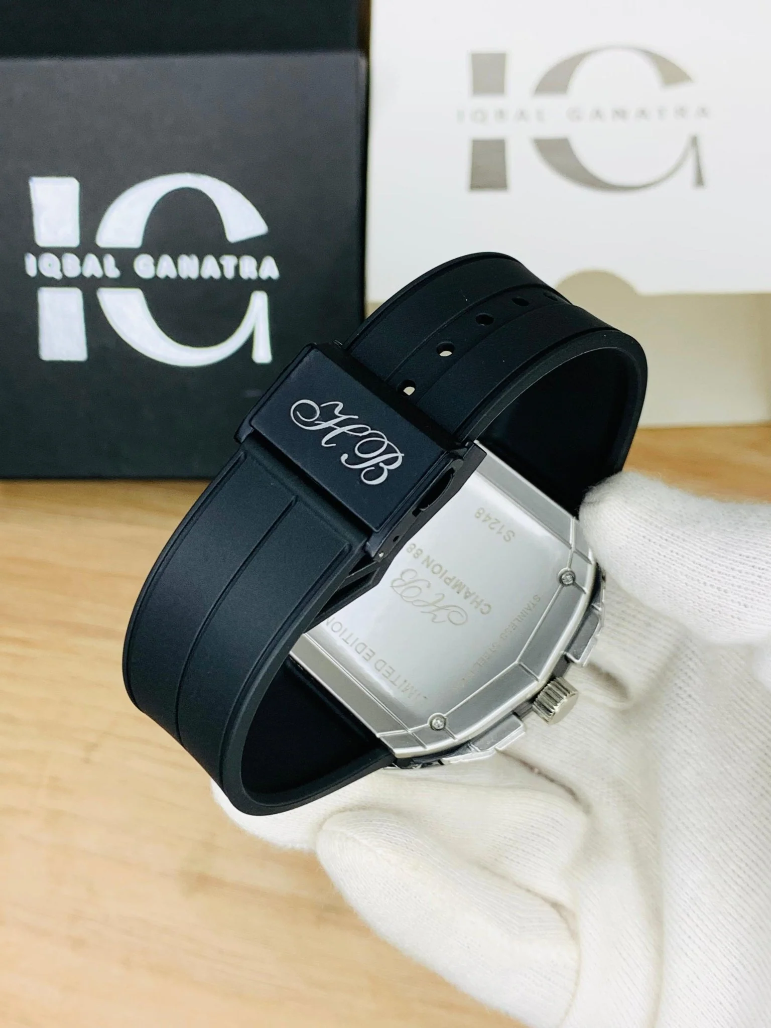 HB Limited Edition (Full Black) - Image 3
