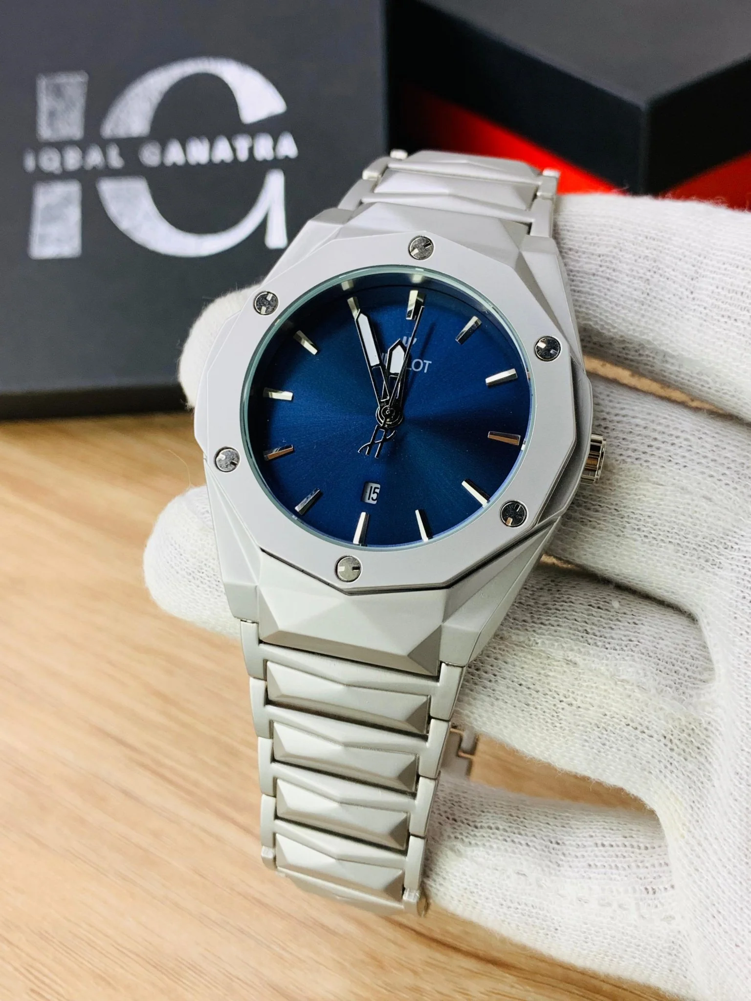HB Plain Diamond Model | Silver Blue - Image 2