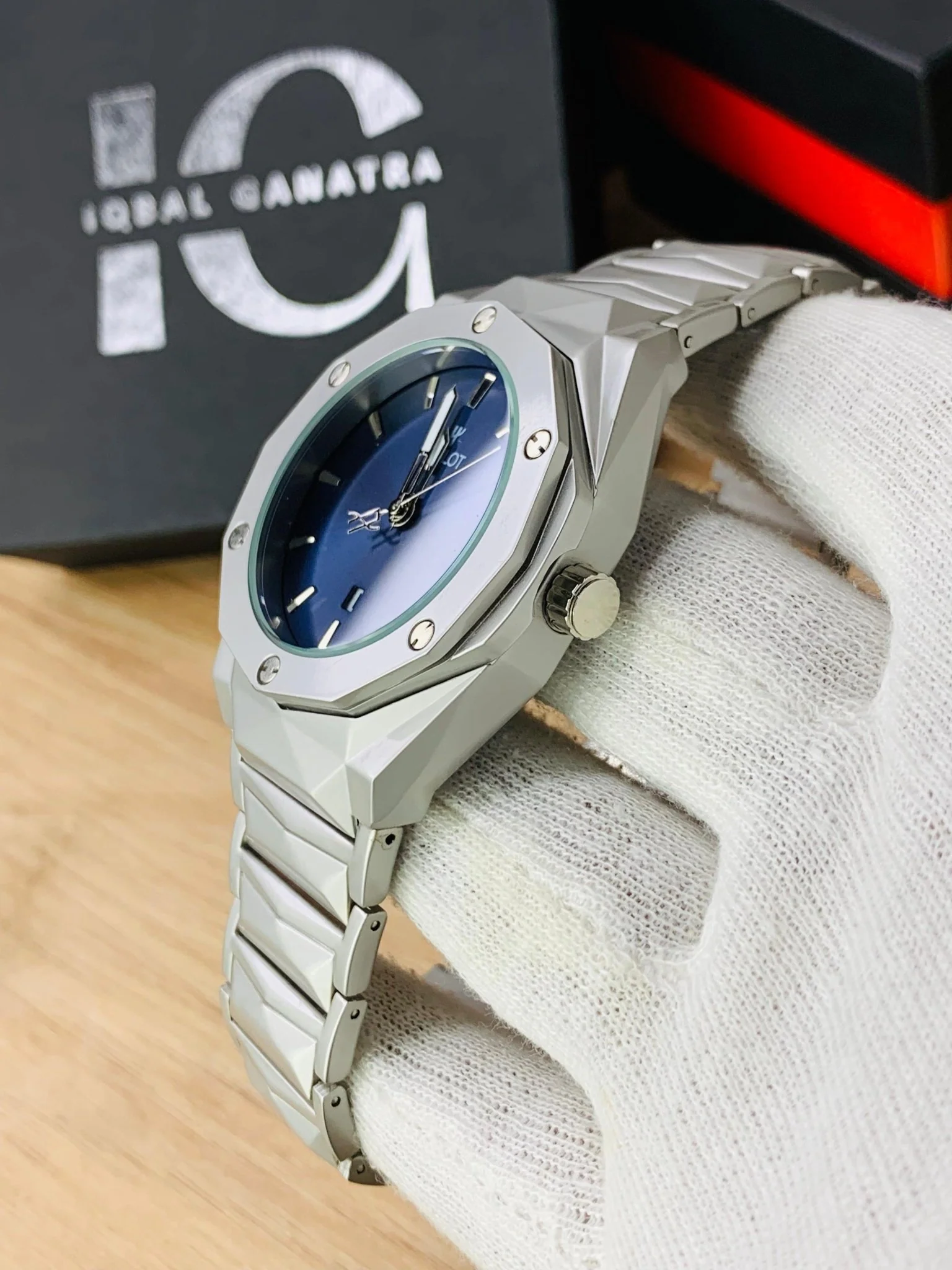 HB Plain Diamond Model | Silver Blue - Image 3