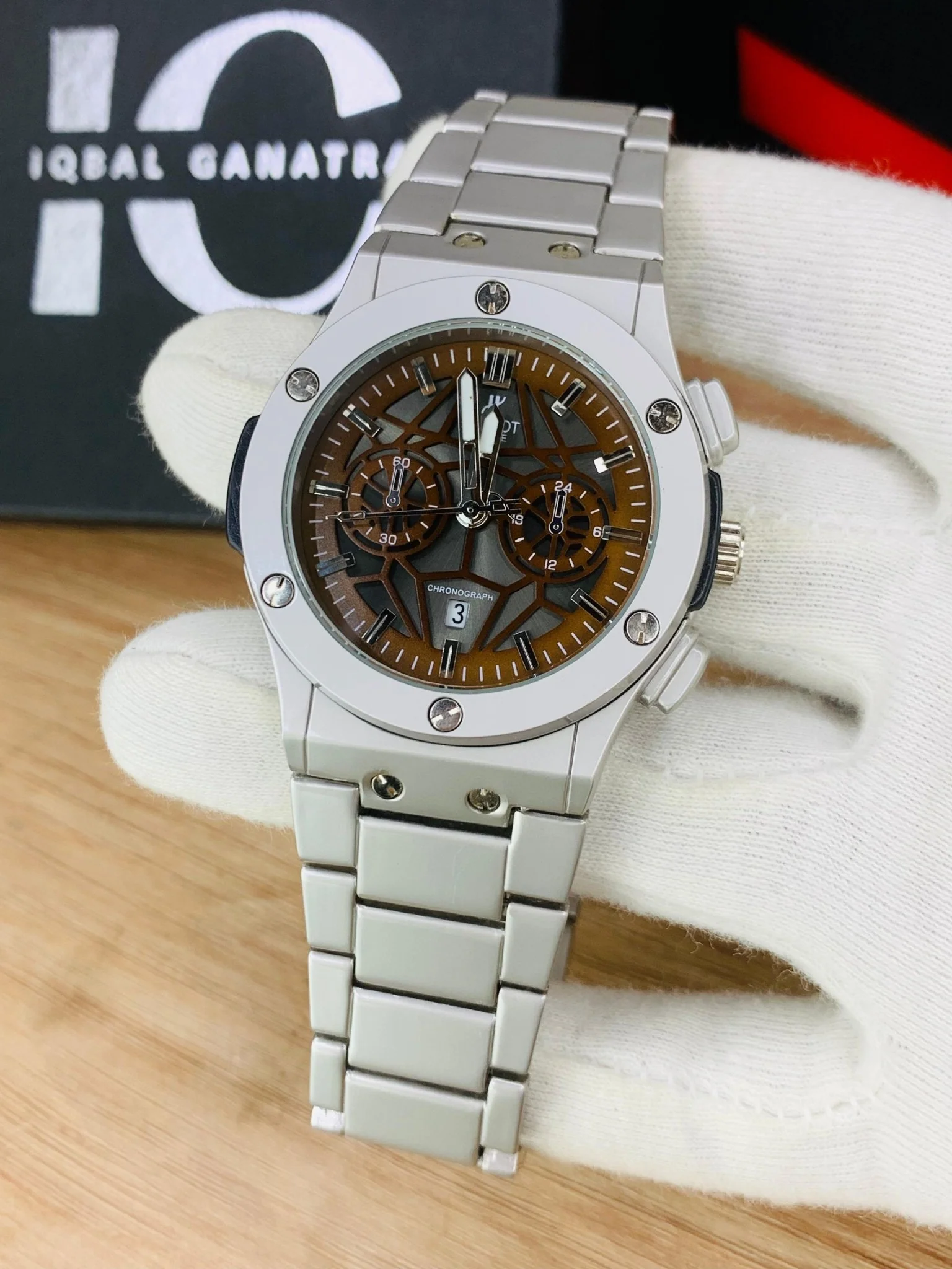 HB Regular | Silver Brown - Image 2