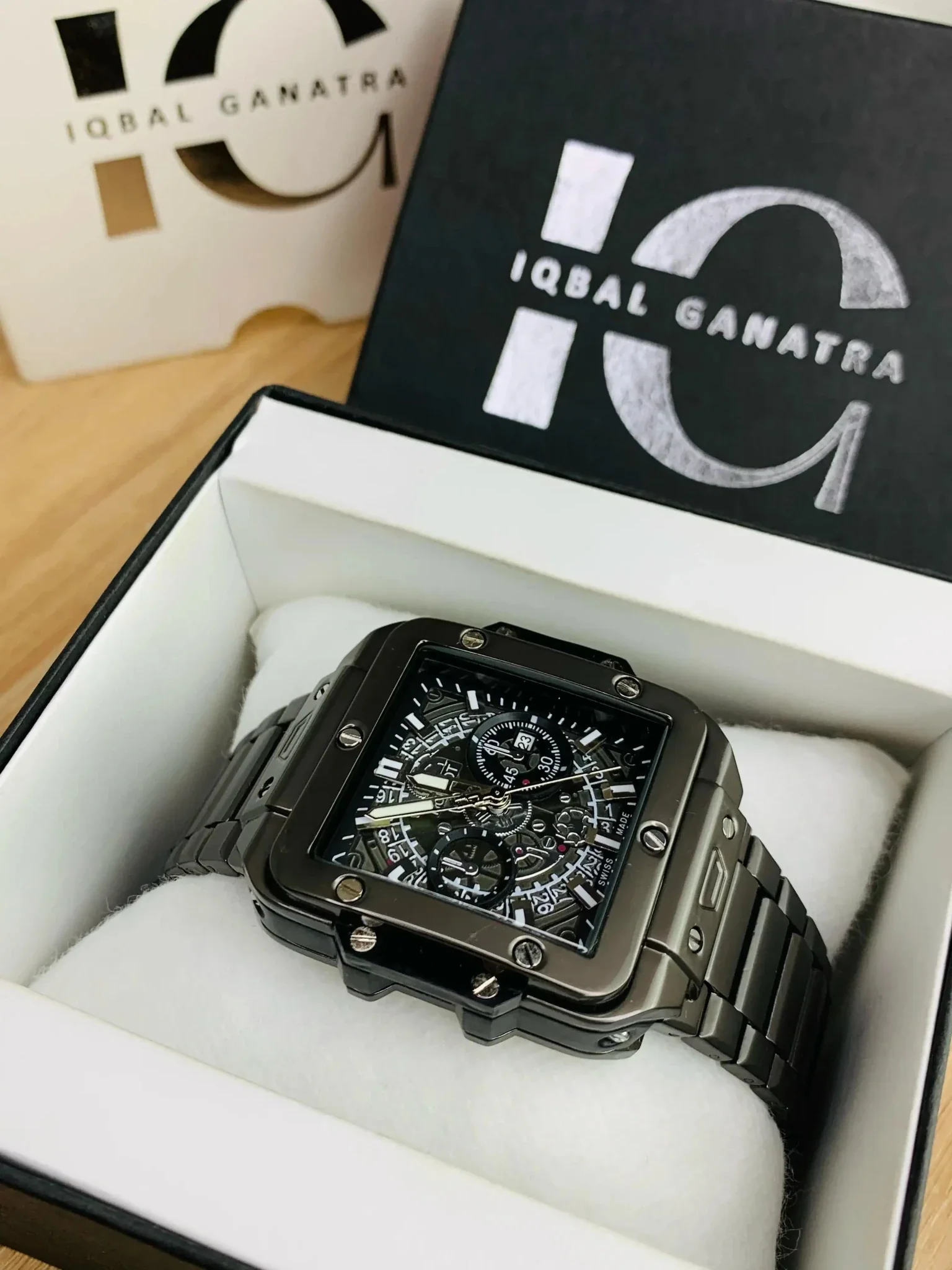 HB SQ Model | Full Black