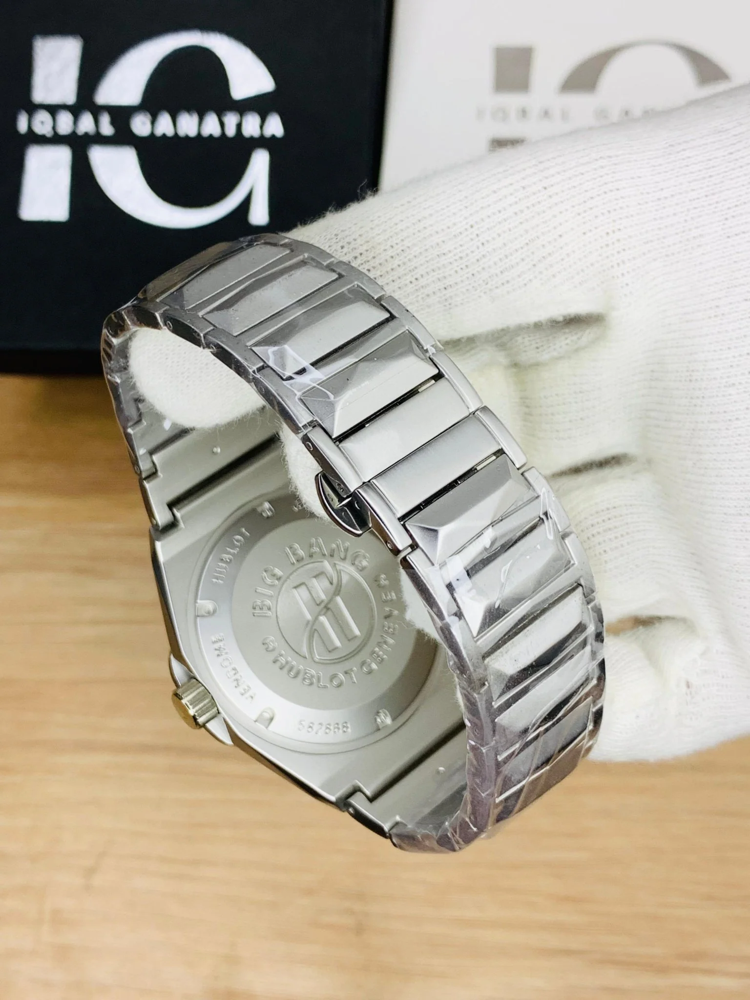 HB Plain Diamond Texture Model (Silver Inner Grey) - Image 4