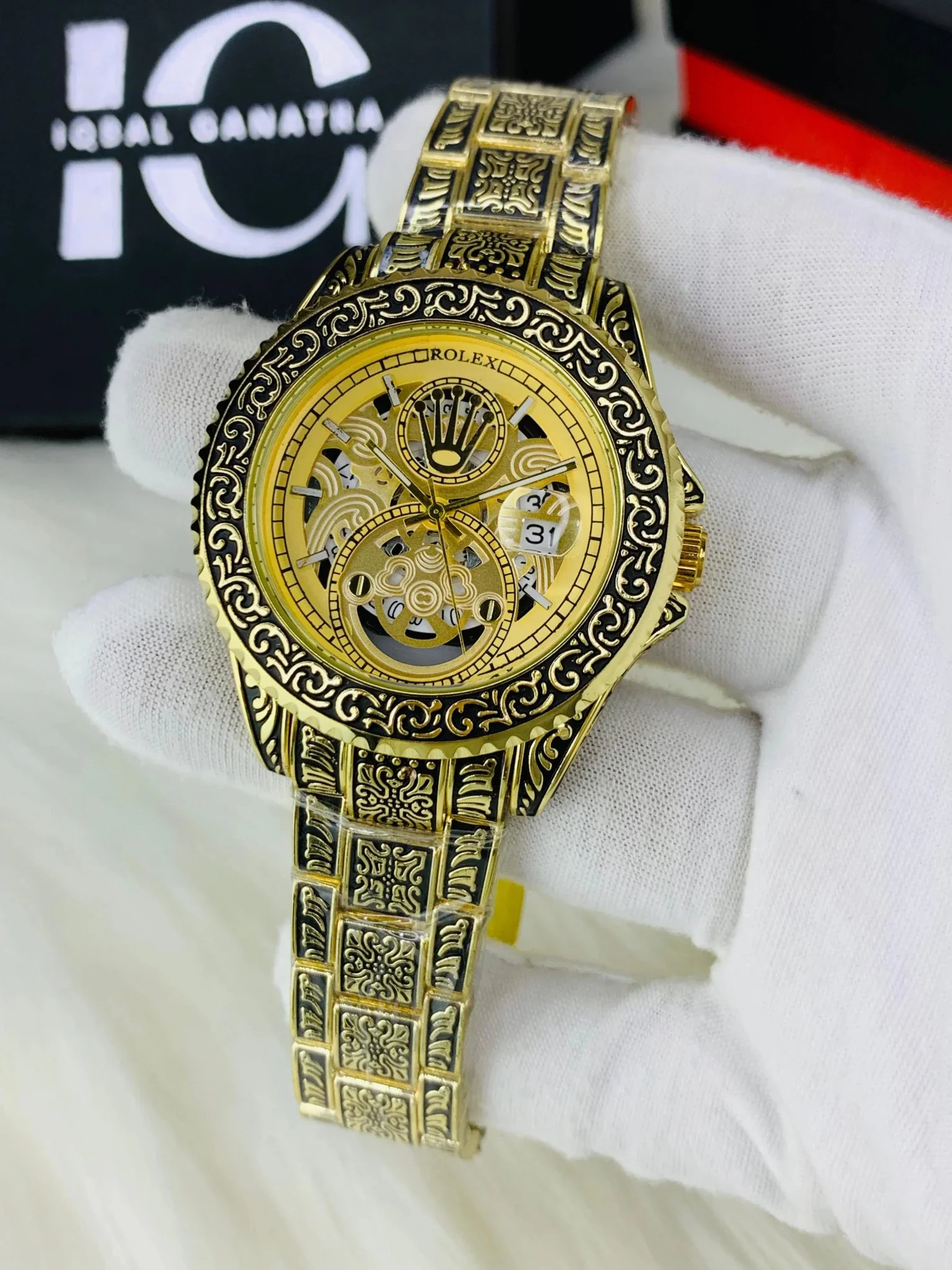 Imported Engraved Model (Gold Chain Black Case Inner Gold) - Image 2