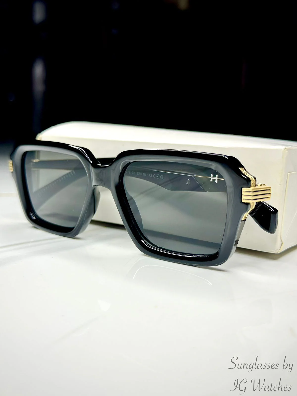Imported JMM Rectangular 1020 01 | Black