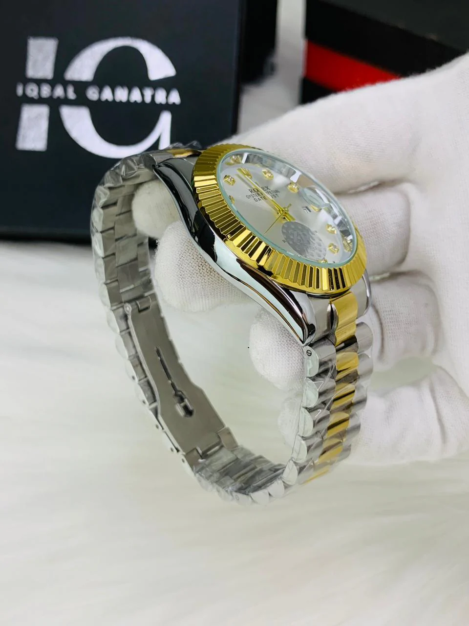 Cut Reg Stone Model | Two Tone White - Image 3