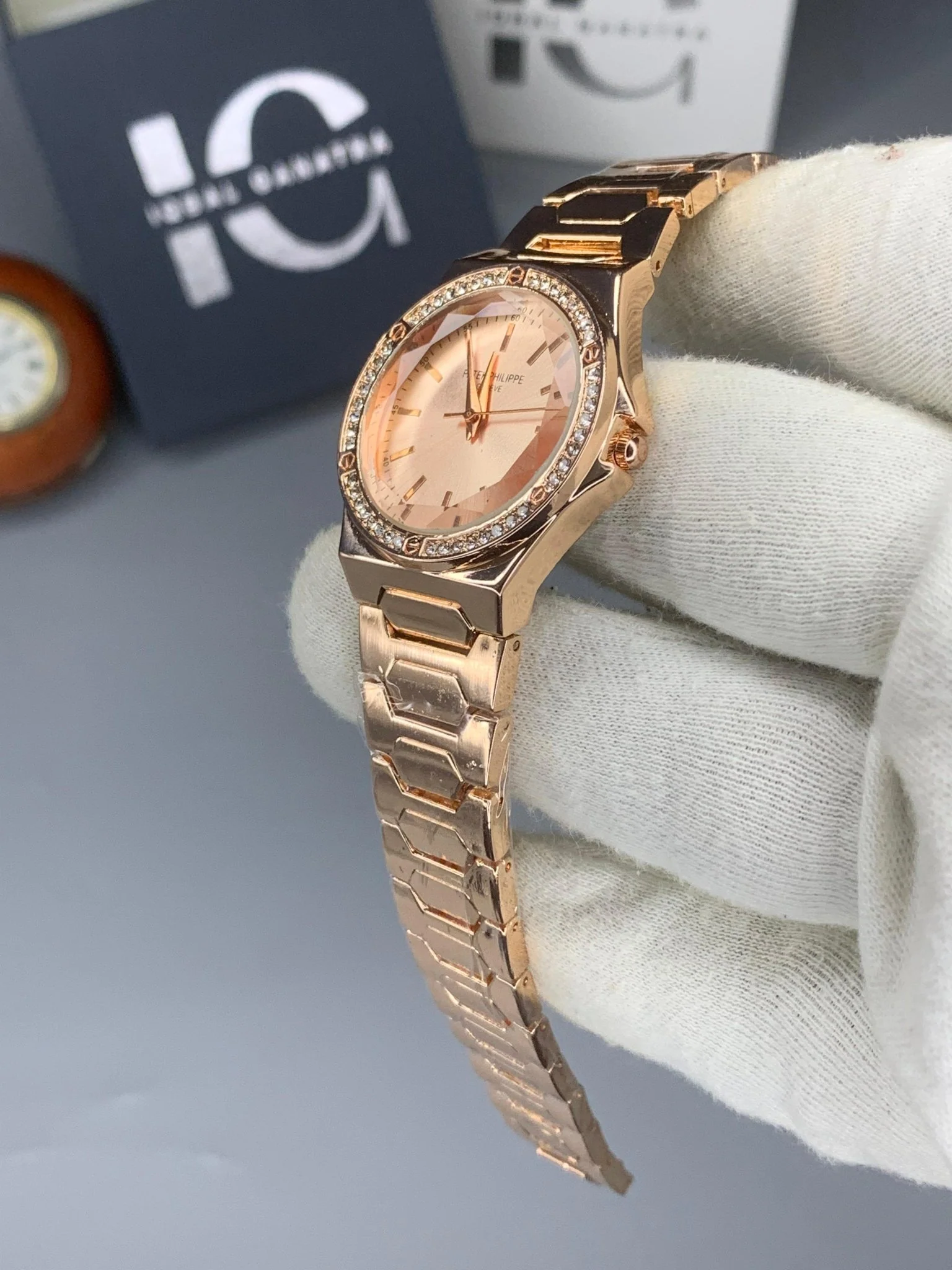 PP Model | Rosegold - Image 3