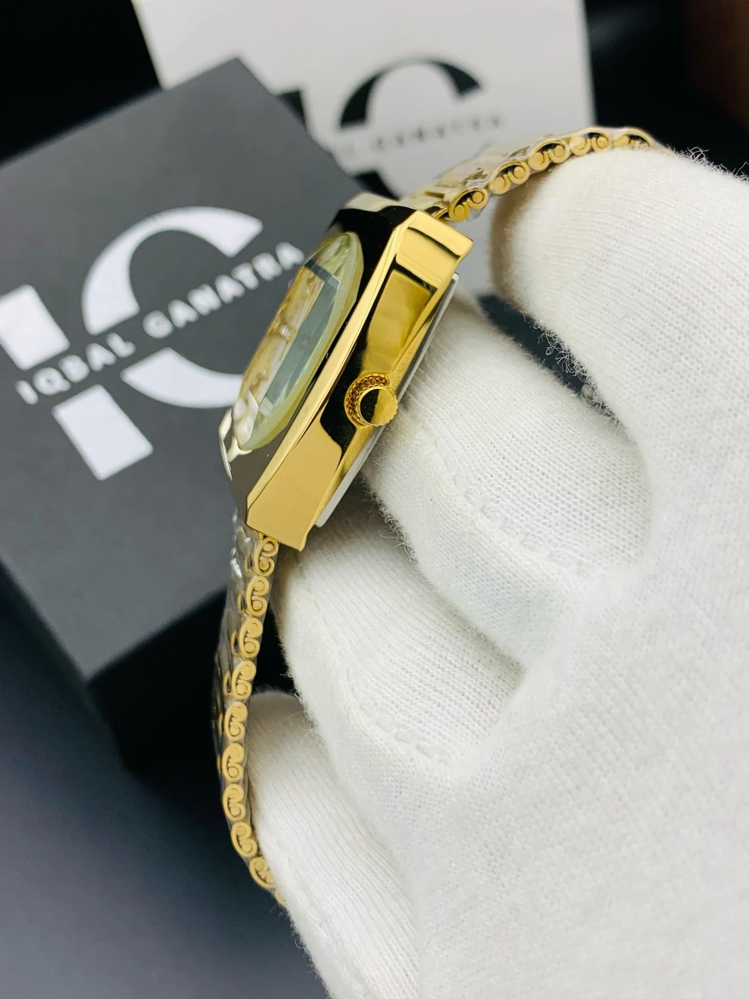 RD Branded SQ Model (Gold Silver) - Image 3