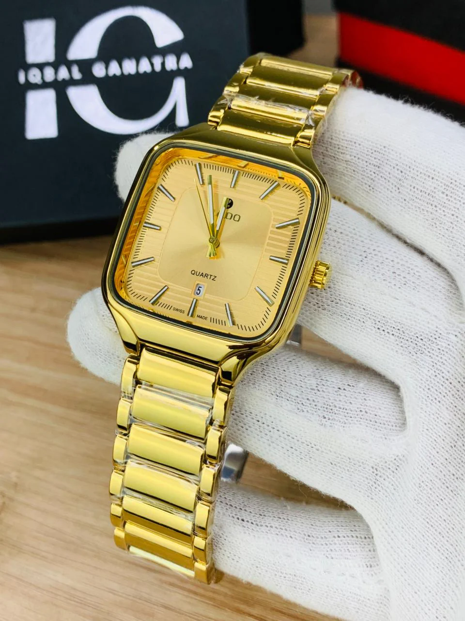 RD TV Model | Full Gold - Image 2