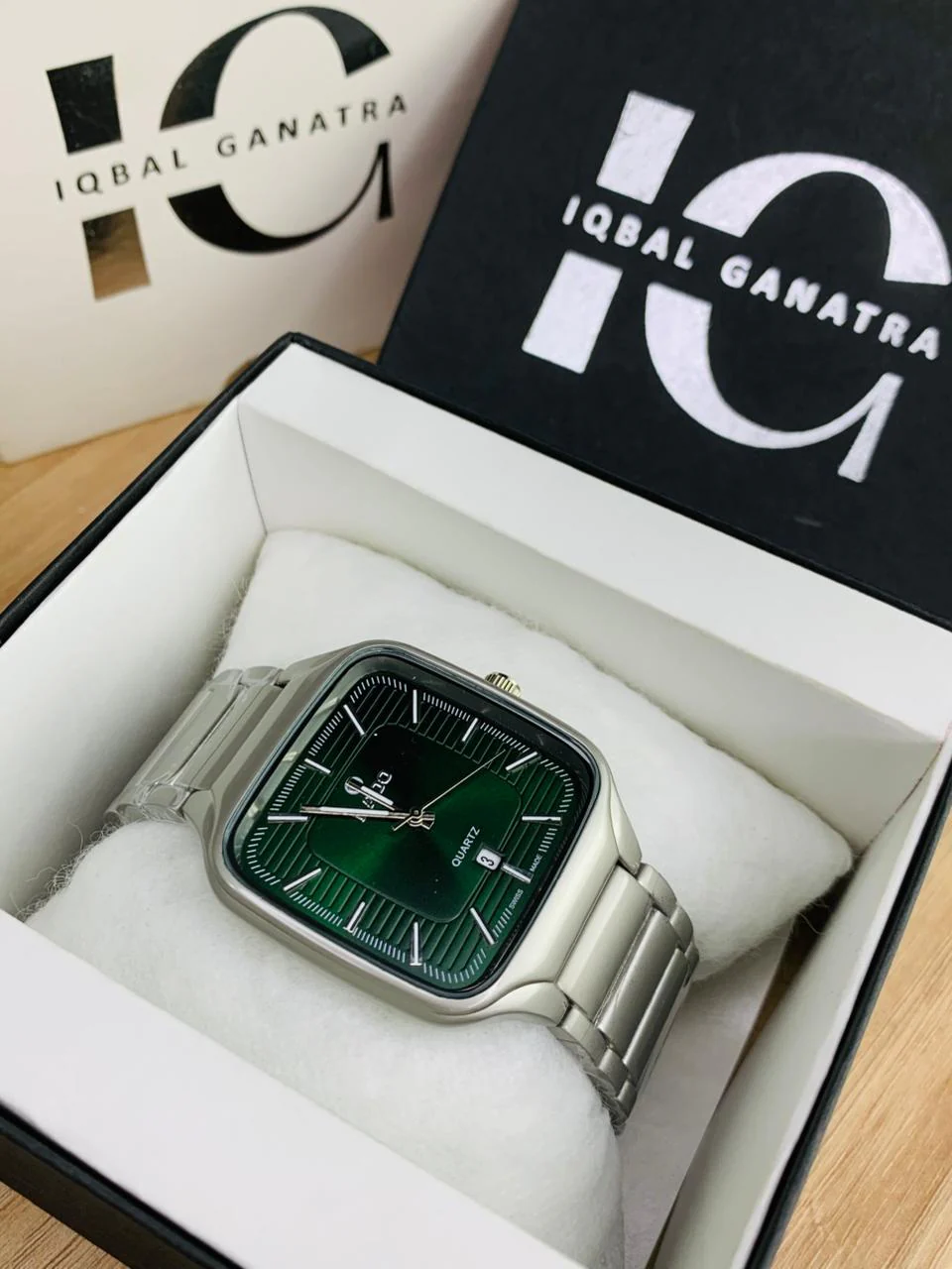 RD TV Model | Silver Green (Matt)