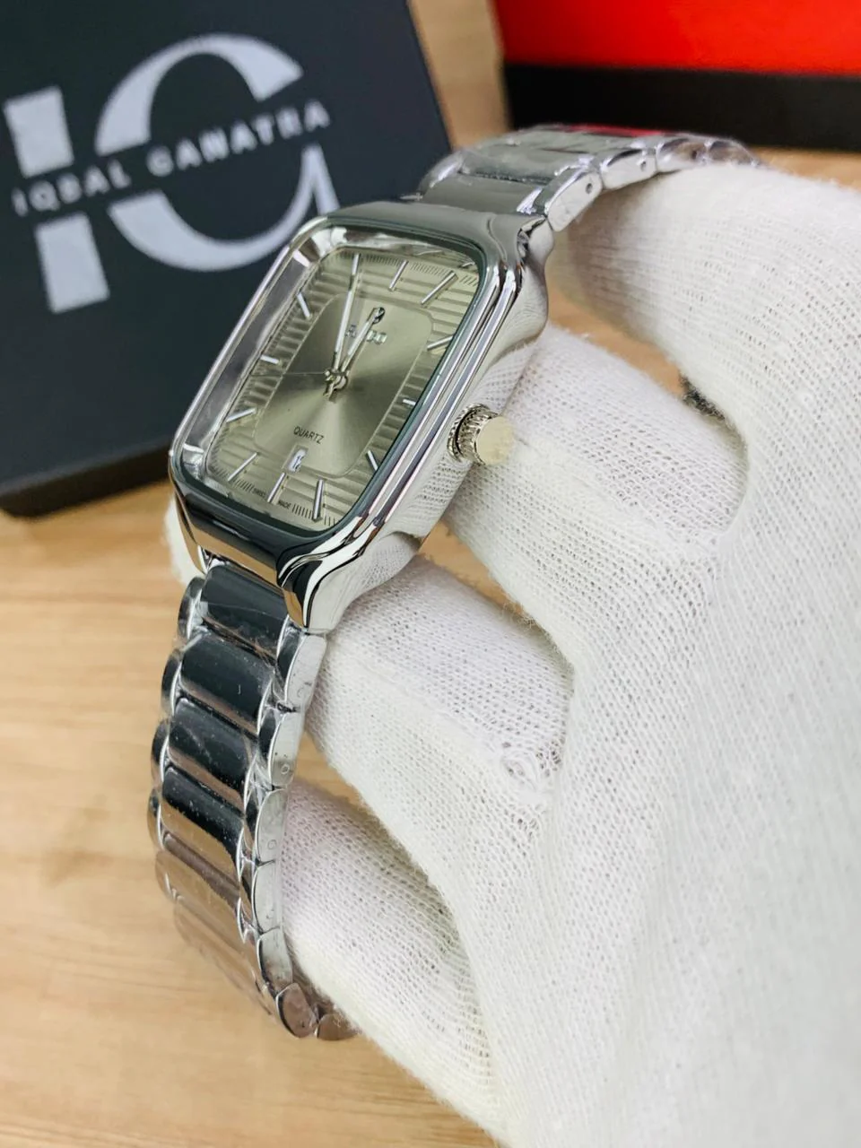 RD TV Model | Silver Grey (Shiny) - Image 3