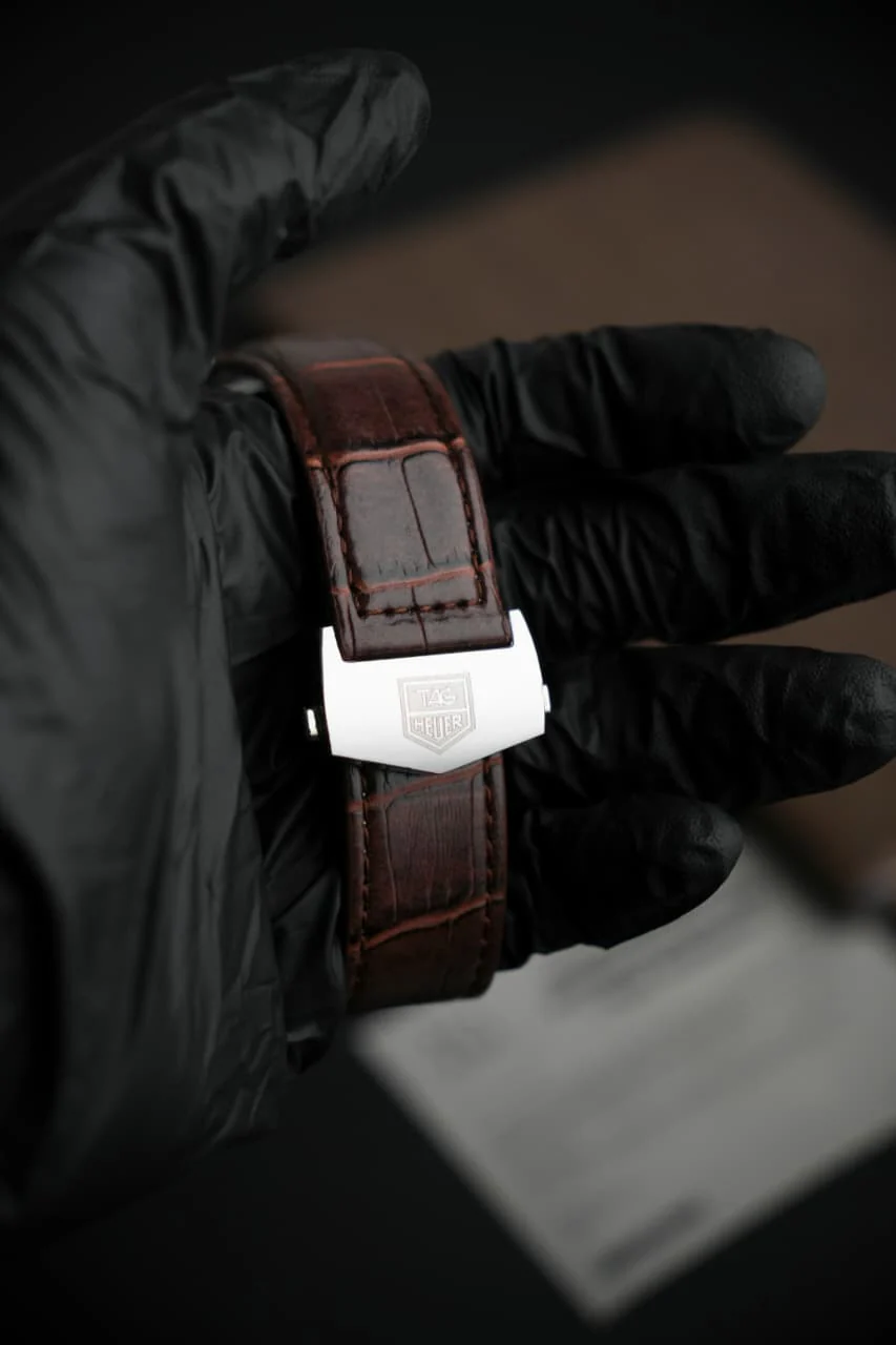 Tag Calibre 5 Watch With Day&Date (Brown) - Image 3