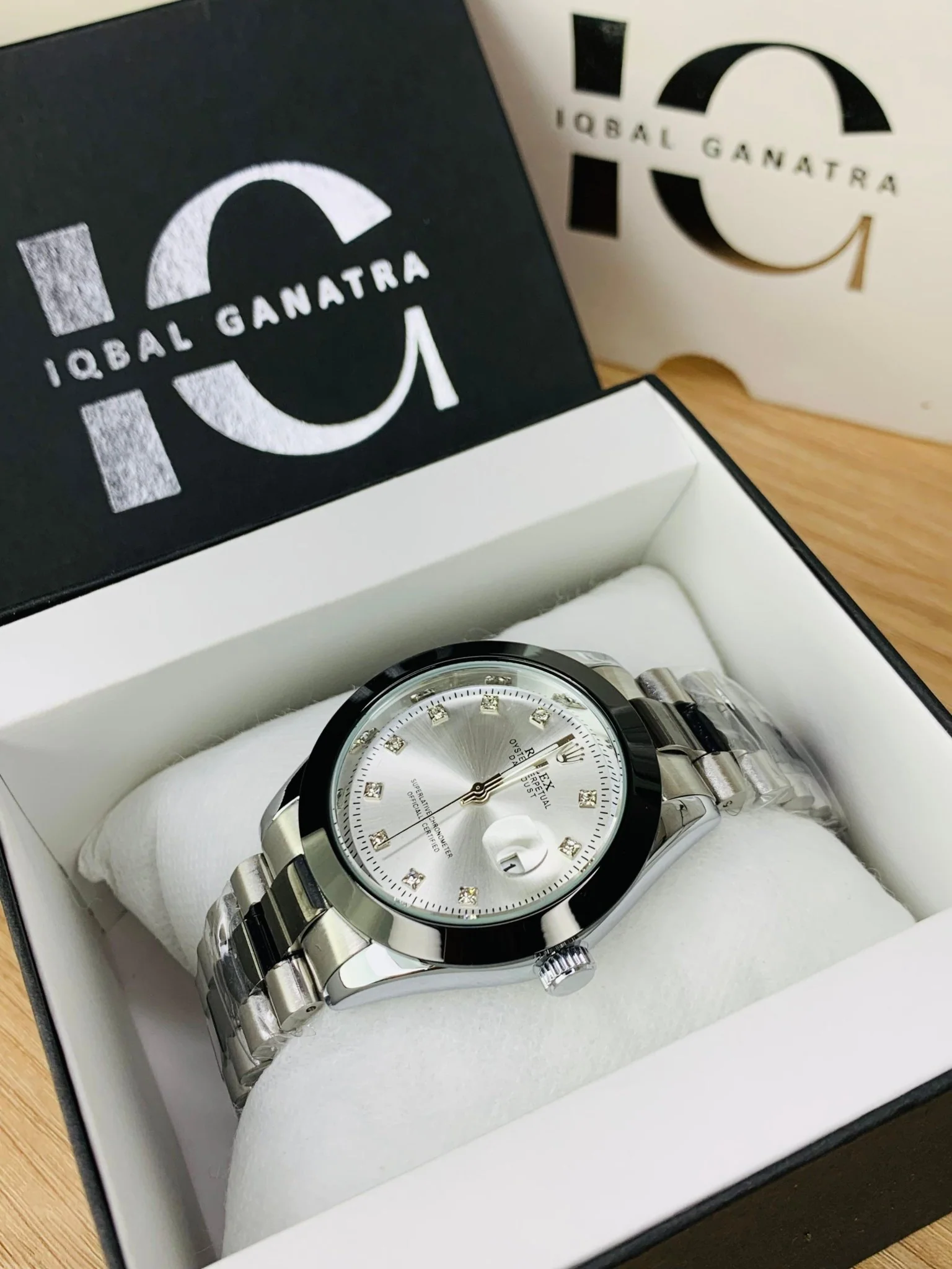 Two Tone Stone Model Dial (White)